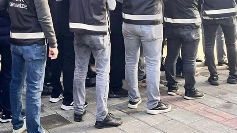 10 gözaltı