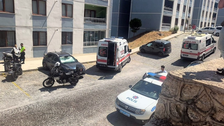 Genç kadın ile eski erkek arkadaşı ölü bulundu