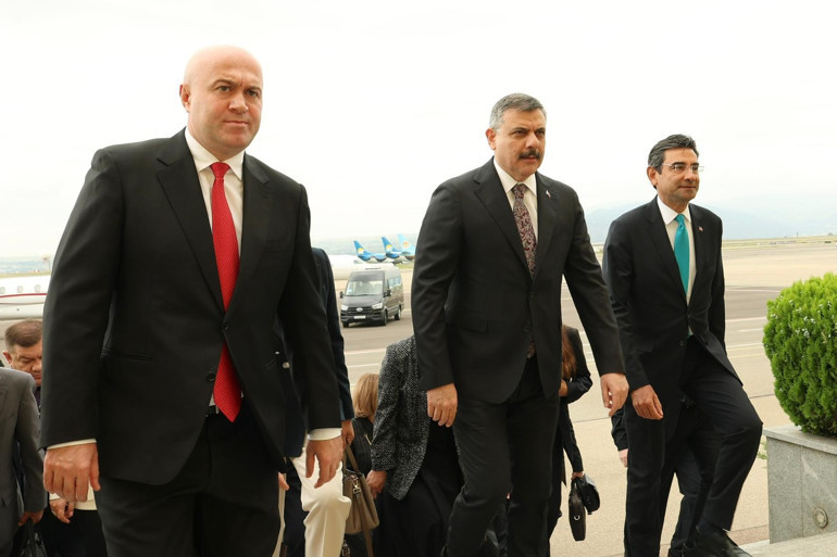 Bakan Çiftçi Gürcistanda açıkladı: 866 suçlu iade edildi, sadece bu yılki sayı 438