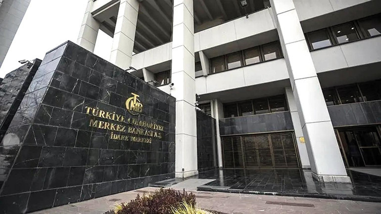 Ekonomi yönetiminin önündeki çifte tehlike