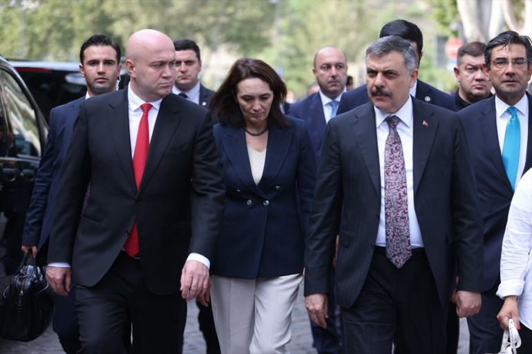 Gürcistan, Türkiyenin aradığı 11 kişiyi iade etti