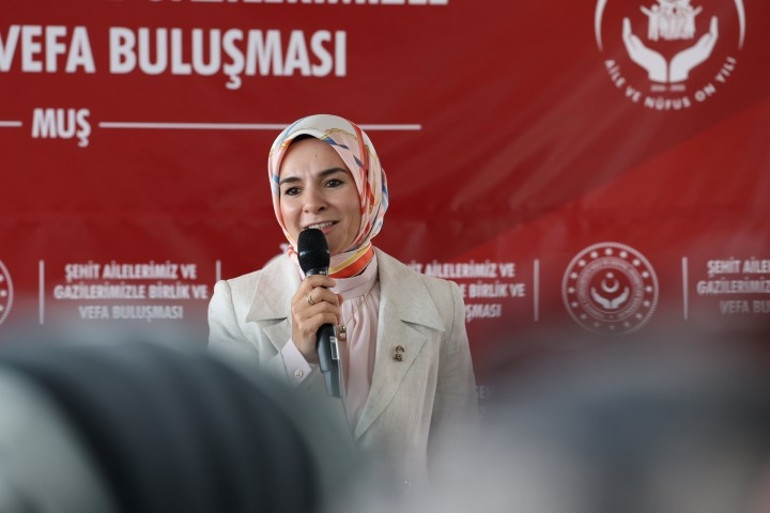  Geçmişi unutmak değil, birliği güçlendirmektir