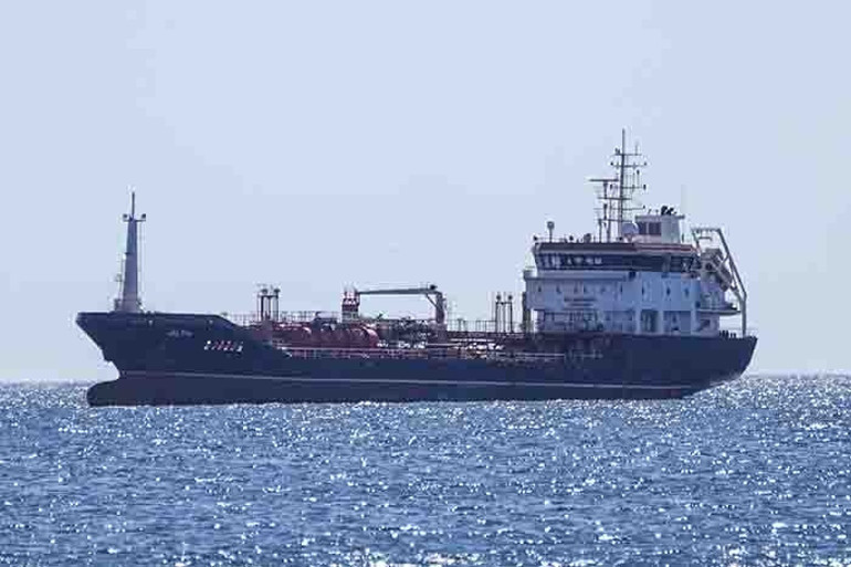 Silivri açıklarında 2 gemi çarpıştı Tuğberk İmamoğlu gemisinin battığı değerlendiriliyor | Telsiz kayıtları: Alsu, iskeleye kır... Soruşturmanın detayları ortaya çıktı