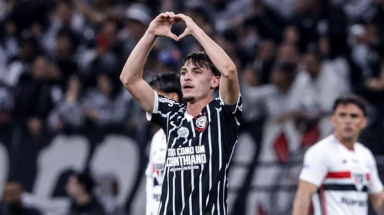 Beşiktaştan sürpriz orta saha hamlesi Teklif belli oldu