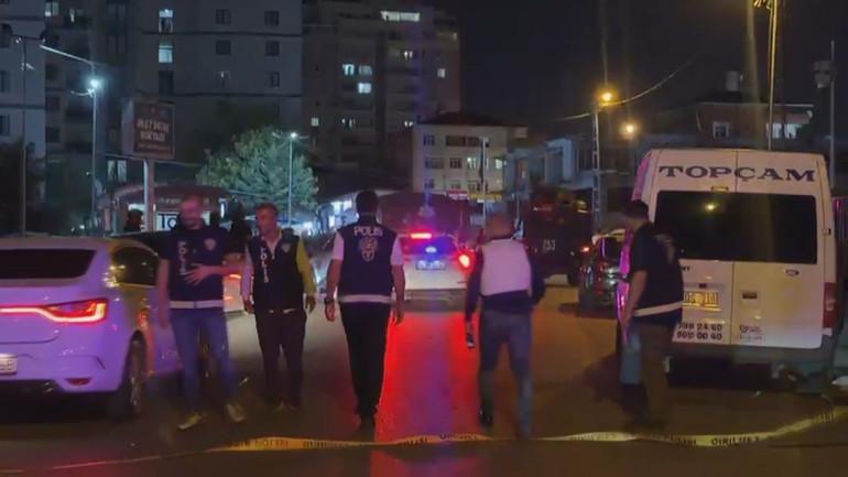 Sultanbeylide DEAŞ operasyonunda polise ateş açan şüpheli etkisiz hale getirildi