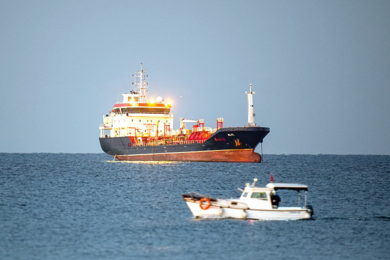 Girne ve Silivri kayıplarını arıyor... İki limanda acı bekleyiş