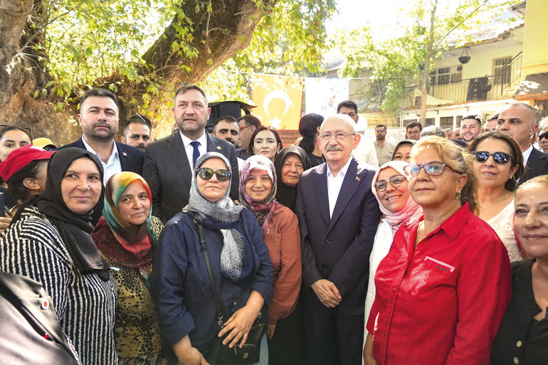 Davutoğlu’na açılan soruşturmaya dair