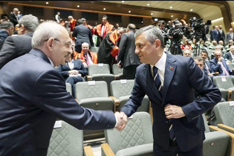 Davutoğlu’na açılan soruşturmaya dair