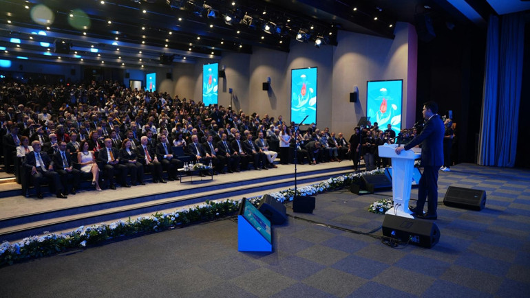 Bakan Kurum’dan dünyaya çağrı: 9 trilyon dolara ihtiyaç var