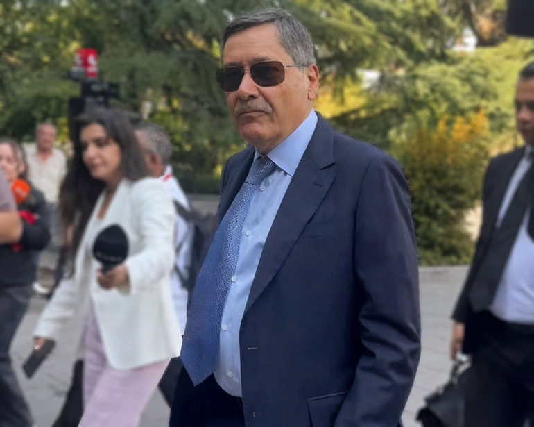 Eski ABB Başkanı Melih Gökçek ifade verdi: Adliye çıkışı ilk açıklama... Oğlu ve gelini de ifadeye çağrıldı