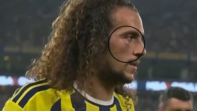 Guendouzi ile Agbadou kafa kafaya çarpıştı