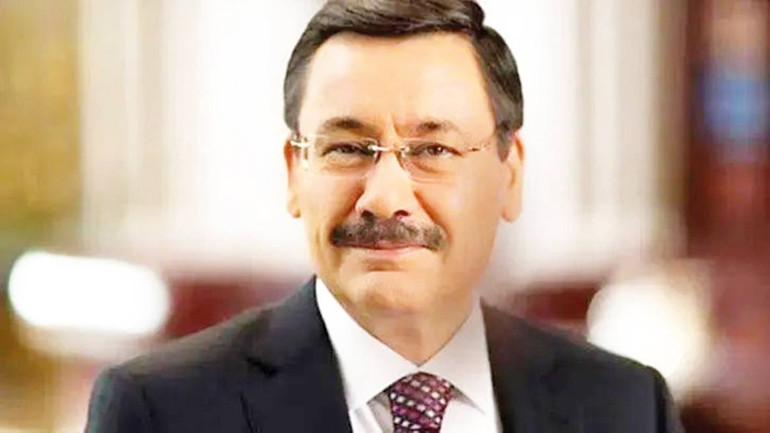 Biraz Berhan Şimşek biraz Melih Gökçek…