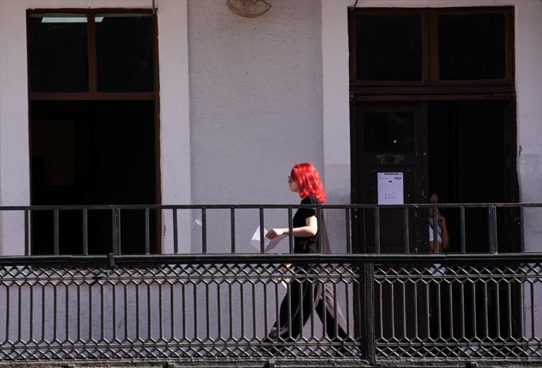  Son anda yetişen de oldu, içeri giremeyen de