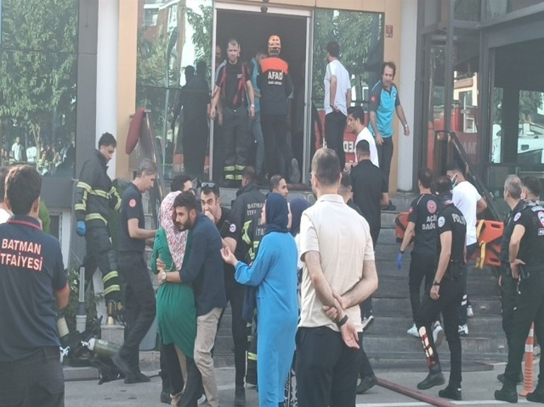 3 kişi dumandan boğularak can vermiş