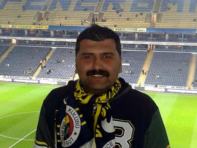 Fenerbahçe-Beşiktaş derbisinde kahreden ölüm Maçı izlemeye oğluyla birlikte gelmiş