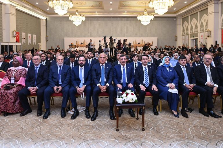 Bakan Ersoy’dan Gazze çağrısı: Müslüman diasporaların Filistin mücadelesini dünyaya anlatmada kritik rolü var