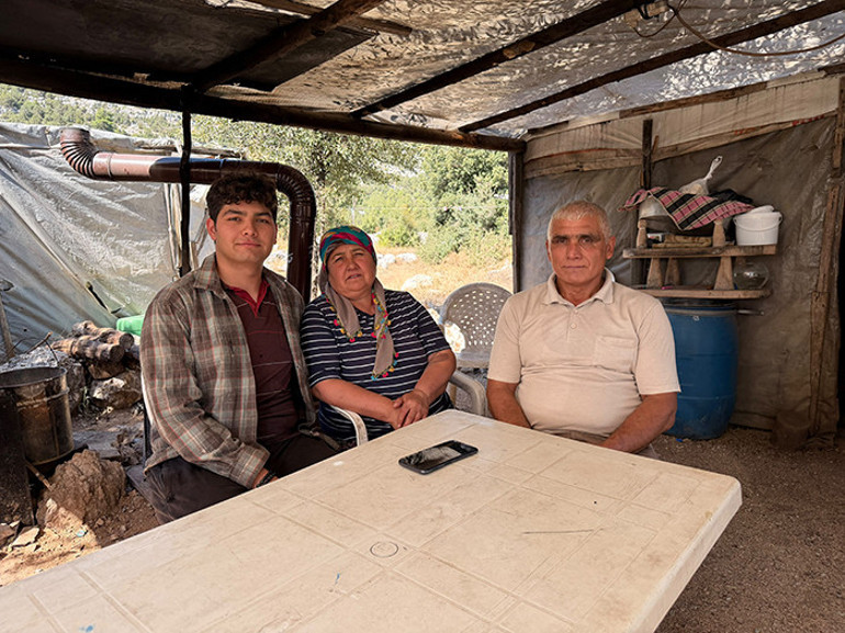 Naylon çadırda kurduğu hayal gerçek oldu: İmkansız diye bir şey bulunmadığını gördük