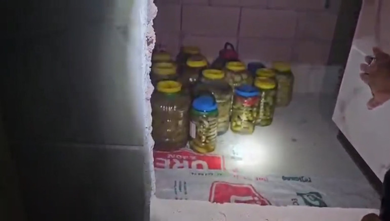 Şanlıurfa cinayet şüphelisi, duvarı fayansla kaplı gizli bölmede yakalandı