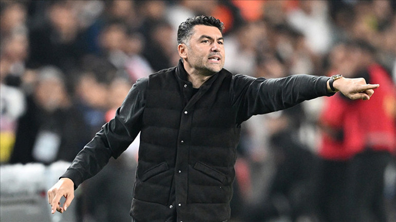 Trabzonspordan Burak Yılmaz bombası Galatasaray derbisinde takımın başında olabilir