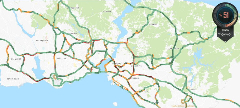 İstanbulda trafik yoğunluğu Günün erken saatlerinde başladı