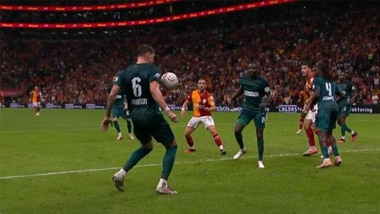 Galatasaray-Kocaelispor maçındaki gol iptali kararı doğru mu Hakemler açıkladı