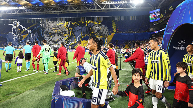 Fenerbahçenin ses getiren koreografisi nasıl hayata geçirildi İşte perde arkasındaki büyük emek