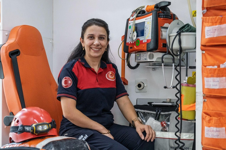 Genç kadının doğumunu itfaiye personeli gerçekleştirdi