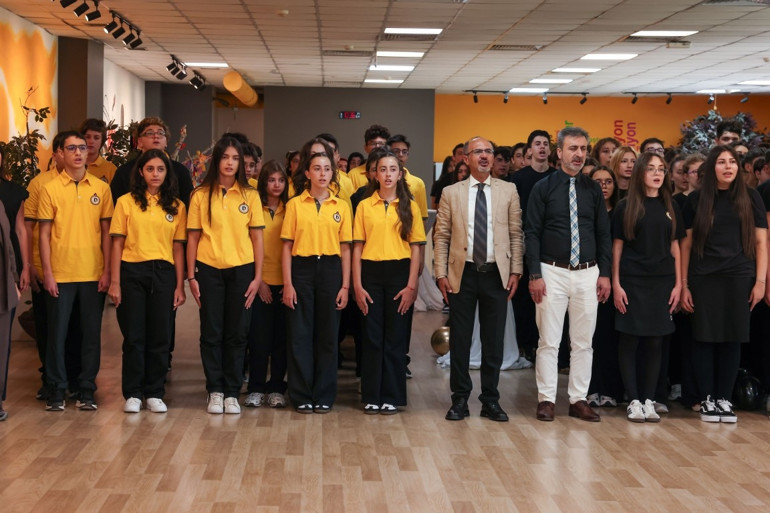 Demirören Medya ve Teknoloji Mesleki ve Teknik Anadolu Lisesi’nde ilk ders zili çaldı