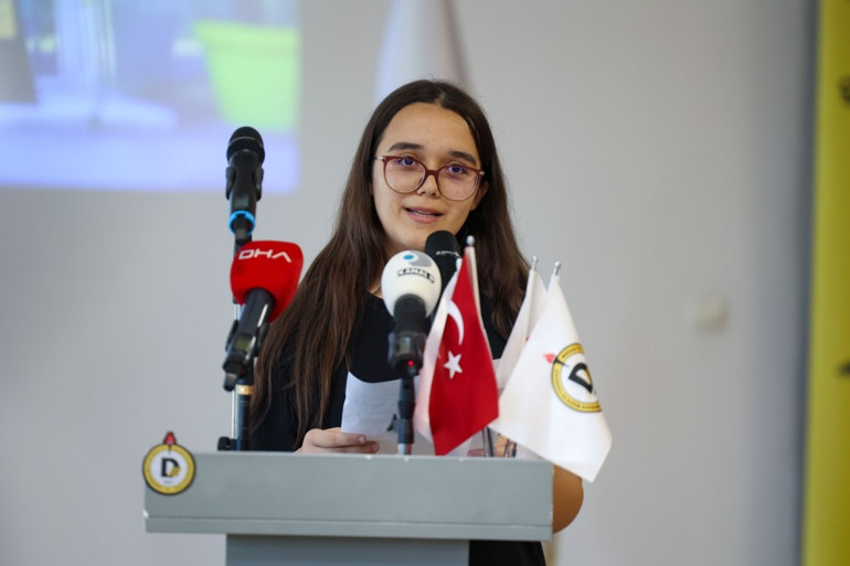 Demirören Medya ve Teknoloji Mesleki ve Teknik Anadolu Lisesi’nde ilk ders zili çaldı