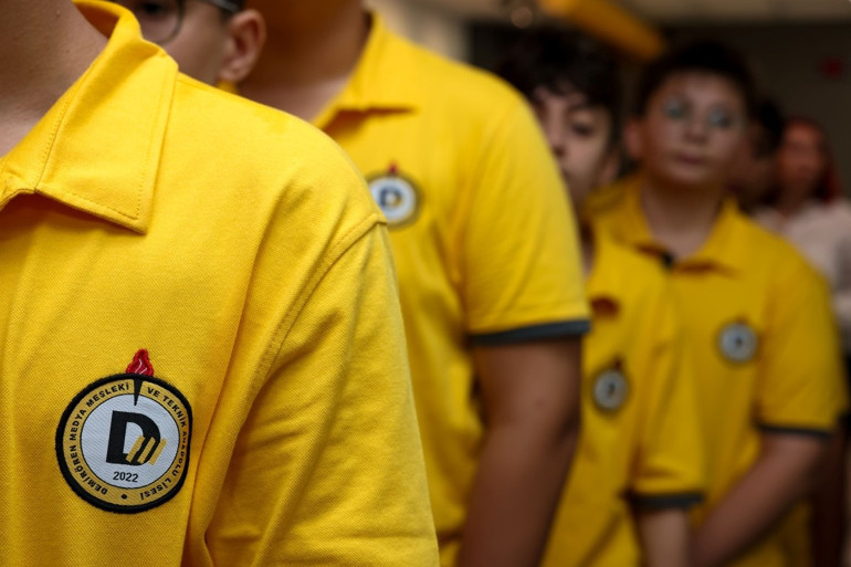 Demirören Medya ve Teknoloji Mesleki ve Teknik Anadolu Lisesi’nde ilk ders zili çaldı