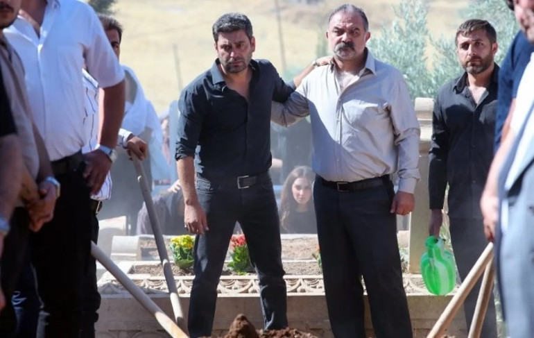 Uzak Şehir geri döndü... 64. bölümde neler oldu Cihan artık bambaşka biri... Düğün dündü, geç kaldın