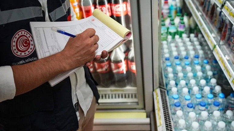 Adalet Bakanı Gürlekten tarladan markete fiyat yolculuğu açıklaması: 22 ilde 41 şüpheliye gözaltı kararı