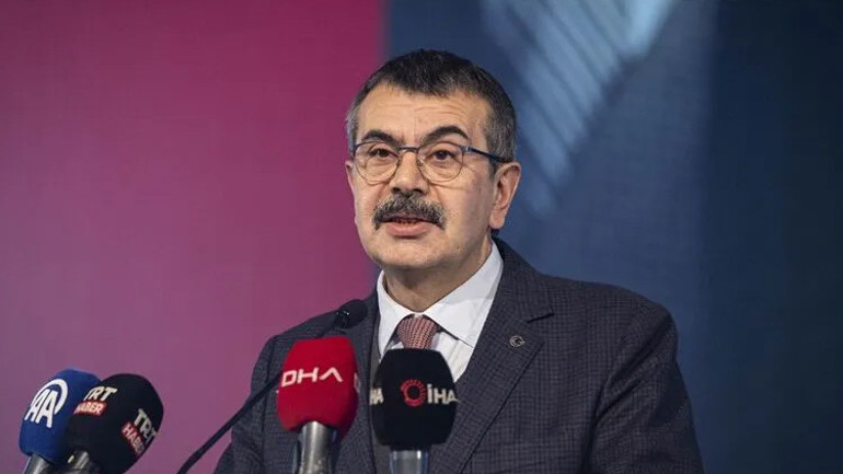 Yeni eğitim-öğretim yılı başladı Bakan Tekin’den önemli açıklamalar: Eğitimi dershane vesayetinden kurtardık ve başarı geldi