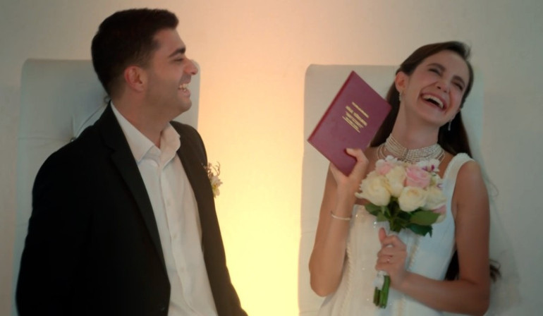 Simay ile Mehmet nikah masasında... Aşk kazanacak mı