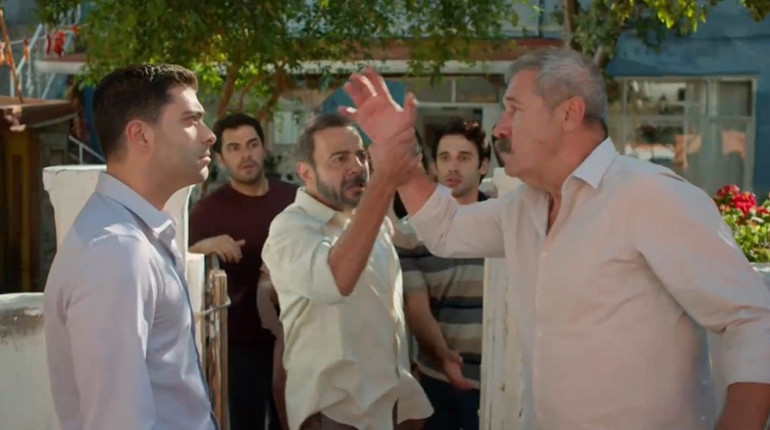 Haysiyet’te dengeler altüst oldu... Mehmet ve Simay evlendi, aileler karşı karşıya geldi