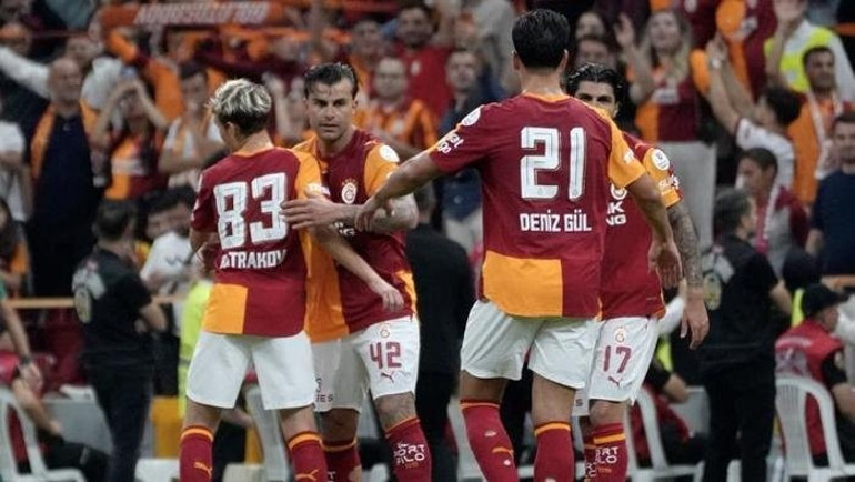 Galatasarayda ayrılık Sabır taştı