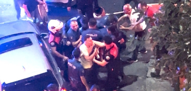 Sokak ortasında taciz iddiası ve kavga: Polis havadan takip edip yakaladı