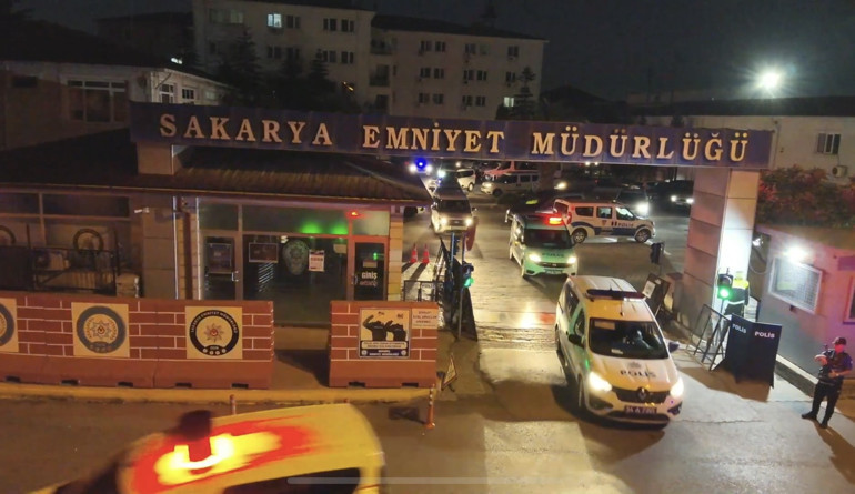 562 milyon liralık tezgah | Para karşılığında kullandırtıyorlardı... Yasa dışı bahis operasyonunda 26 tutuklama