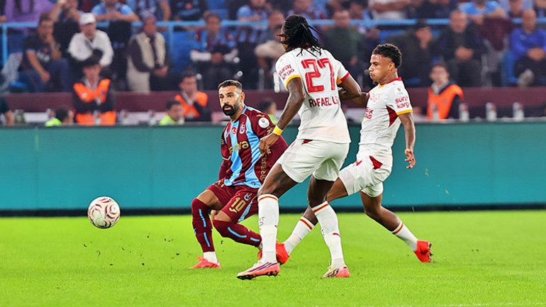 Trabzonspor-Galatasaray derbisini yazdılar: Salahiyet, acziyet Teslim oldu