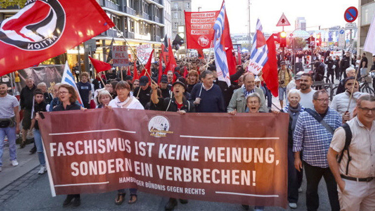 Berlinde seçim günü: Türk kökenli Eilf Eralp tarihi zafer peşinde