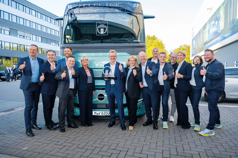 VW Ticari araçlar CEO’su Mecha, Hannover’de sorularımızı yanıtladı: Gelecek elektriklide ama tarihlere takılmayalım