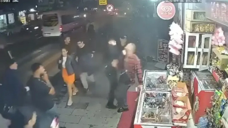 Taciz iddiasıyla sokak ortasında darbedildi: Fatura yüzünden iftira attılar