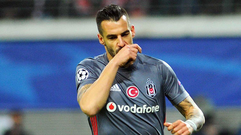 Alvaro Negredodan Beşiktaş itirafı: Gözüm kapalı giderim