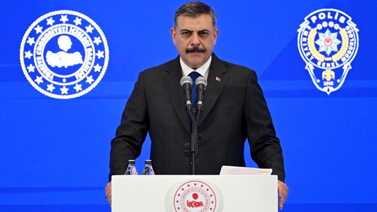 Bakan Çiftçiden yeni emniyet müdürlerine 10 talimat Tehlike okulun kapısına gelmeden tedbirimizi alacağız