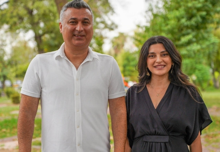 8 yıllık kabus bitti: Haksız yere 14 ay hapis yatan Özgür öğretmen görevine dönüyor