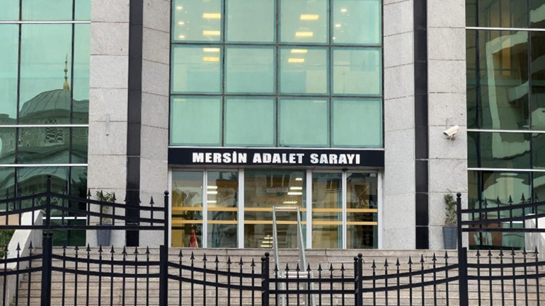 Mersinde 79 yıl hapis cezası olan kırmızı bültenle aranan firari yakalandı