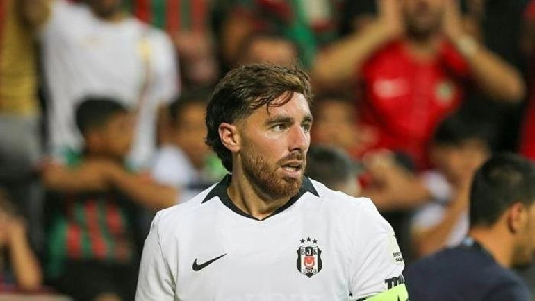 Beşiktaşın yıldızı dünya devinin radarında Cevap belli oldu