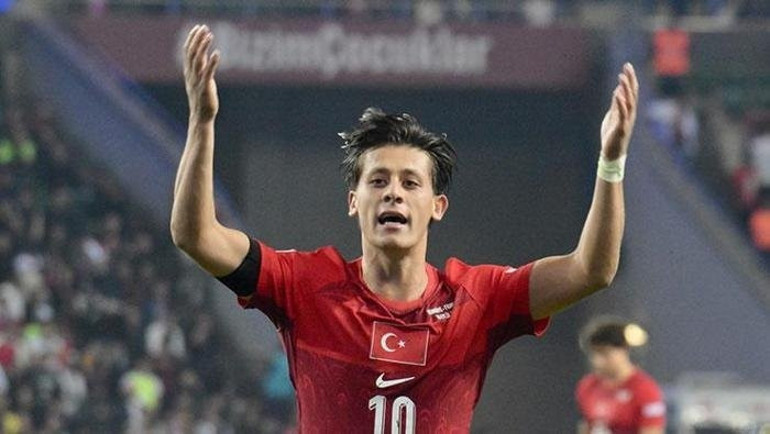 Türkiye-Fransa maçı dünya basınında Arda Güler, karşılığını alamadı