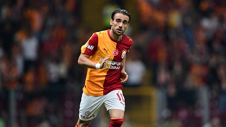 Galatasarayda hücum planı değişiyor Okan Buruktan sürpriz hamle