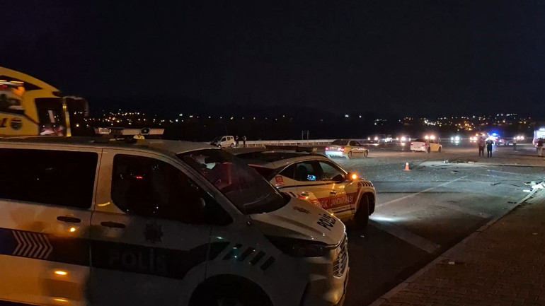 Malatyada feci zincirleme kaza: 1i ağır 4 kişi hastanelik oldu